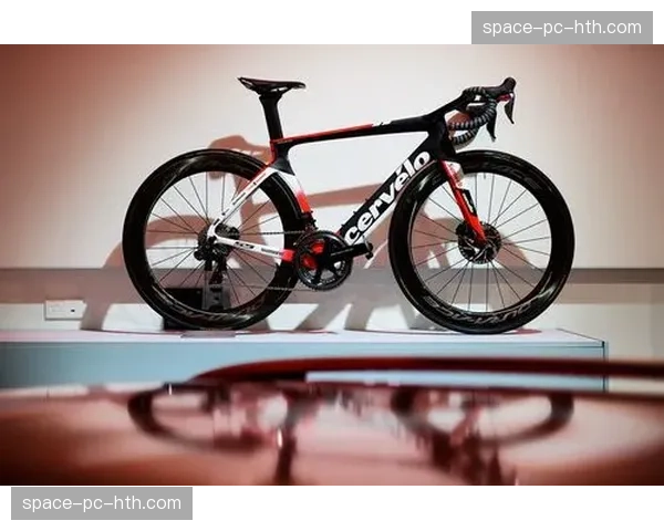 器材更新：多家车队在利勒哈默尔站测试新型低温适用性润滑剂