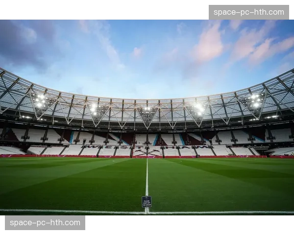 埃弗顿0-2西汉姆联，每次进攻序列平均传球次数从2.88次增加至4.2次